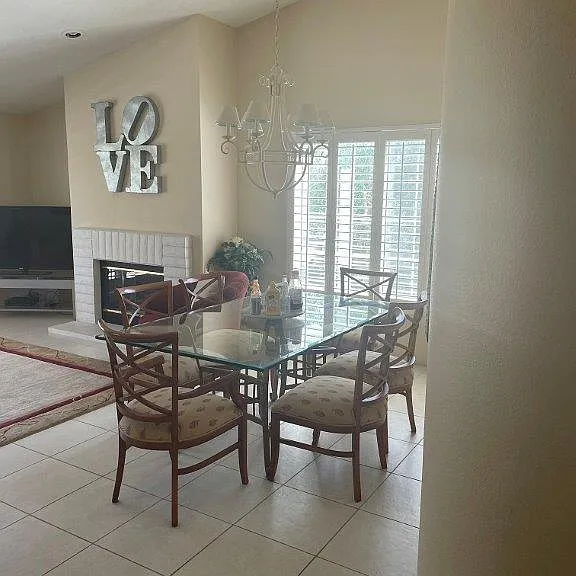 236 Vista Royale Cir E — Photo 3