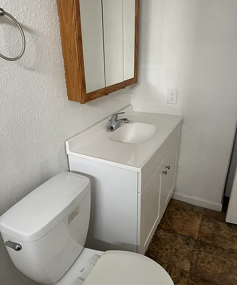 416 W 5th Ave #29 — Photo 15