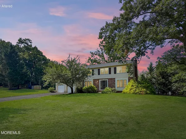 25 Rimwood Lane, Howell, NJ 07731