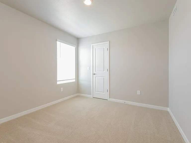 7405 Crystal Ave — Photo 16