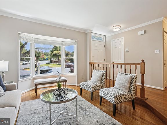 4th image of 7273 Worsley Way