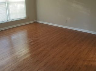 398 Patrick Henry Ct, Riverdale, GA 30274
