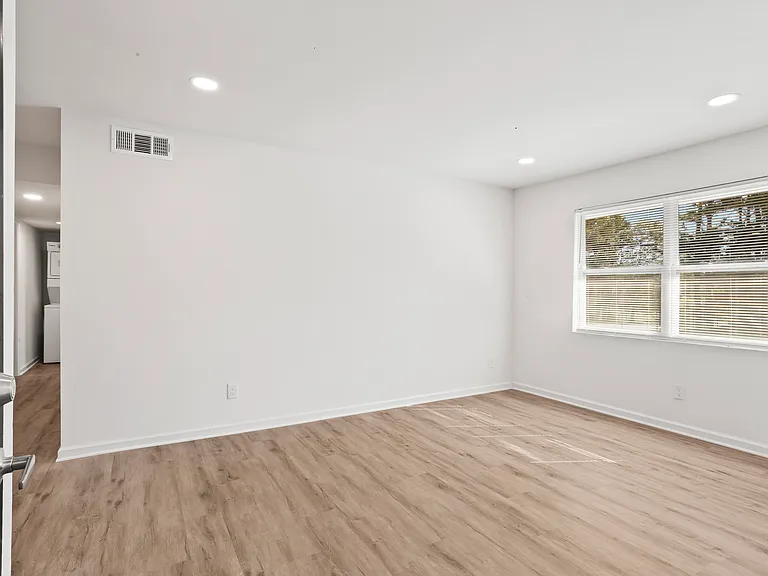 294 Penelope Dr NW — Photo 6