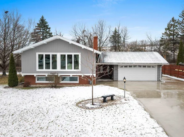 408 Simonet St, Green Bay, WI 54301