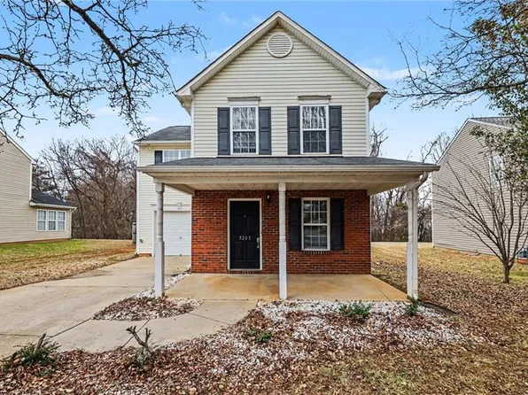 5205 Mystic Oak Dr, Browns Summit, NC 27214