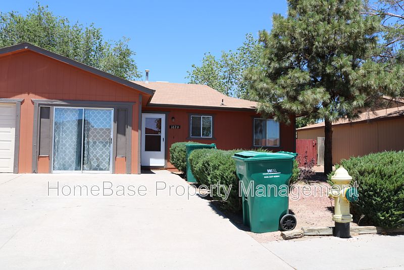 1st image of 1620 E 21st St