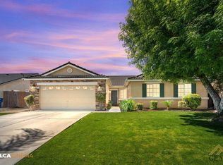 12117 Quiet Pasture Dr, Bakersfield, CA 93312