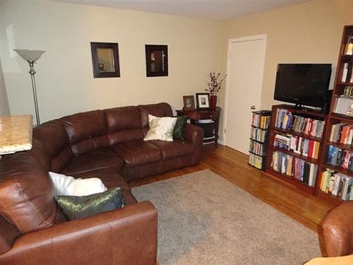 Living room w/ bamboo floors