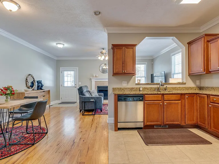 165 Monument Ridge Dr #165 — Photo 10