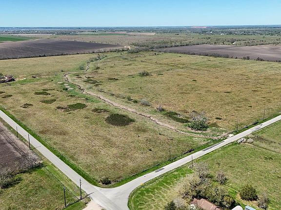 4th image of 4439 Schultz Rd