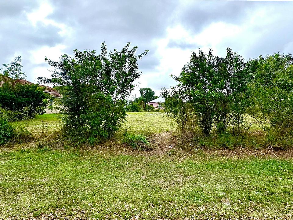 1st image of 2426 SW Monterrey Lane