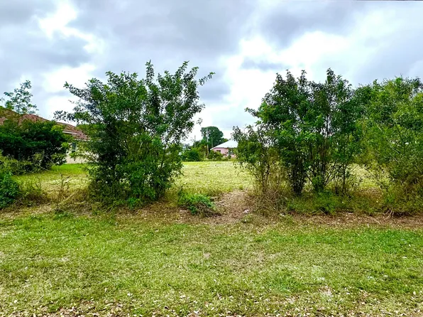 2426 SW Monterrey Lane, Port St Lucie, FL 34953