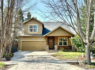 133 Max Loop, Talent, OR 97540