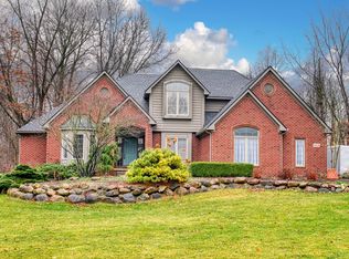 9514 Quail Ridge Run, Brighton, MI 48114