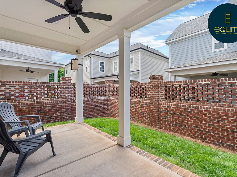 1547 Autumn Park Cir — Photo 33