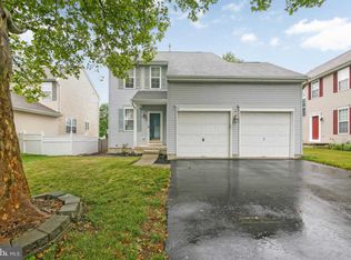 33 Clydesdale Dr, Burlington, NJ 08016