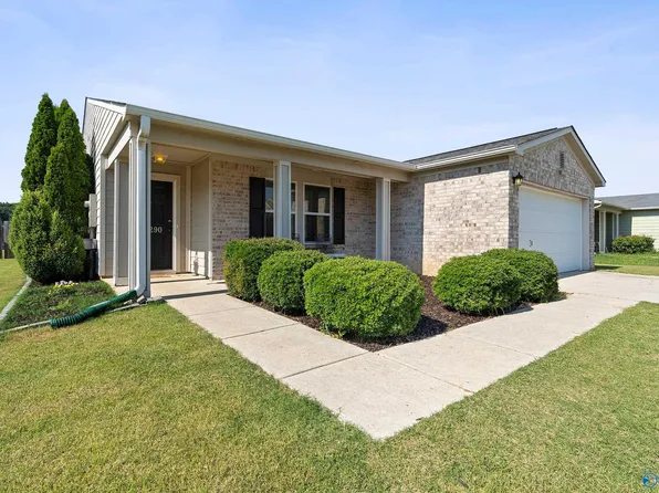 15290 Mill Valley Dr, Athens, AL 35613