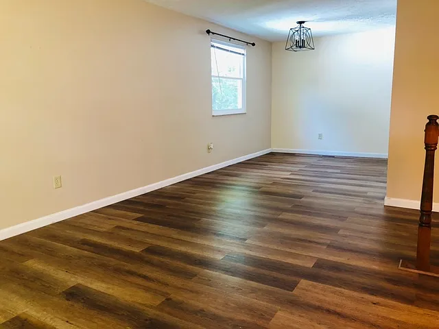 30 Mapleview Cir — Photo 5