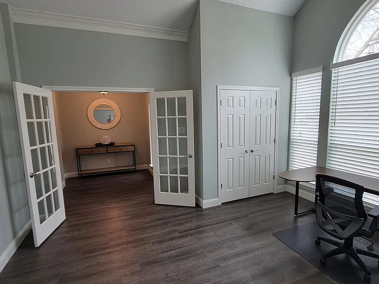 1717 Parkwood Dr — Photo 27