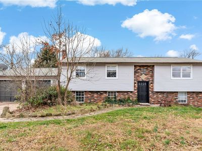 2011 Riverview Dr, Finleyville, PA, 15332