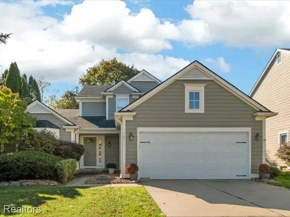 3838 Eaton Gate Ln, Auburn Hills, MI 48326