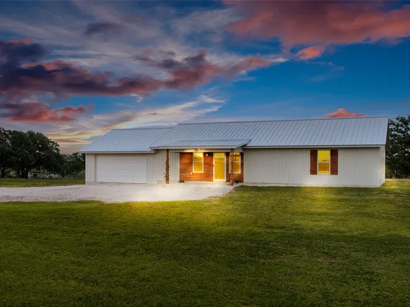 493 Browning Rd, Bellevue, TX 76228