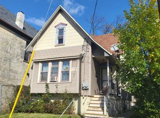 1408 W Greenfield Ave #1408A-1408B-1408C, Milwaukee, WI 53204