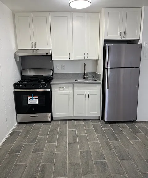 1502 Spreckels St — Photo 1