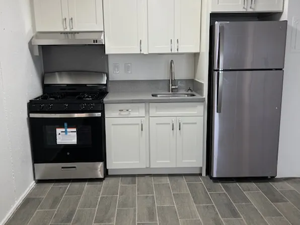 1502 Spreckels St, Honolulu, HI 96822