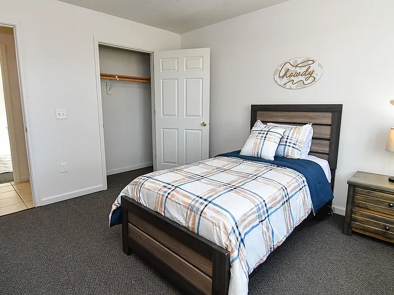 100 Deerwood Dr — Photo 9