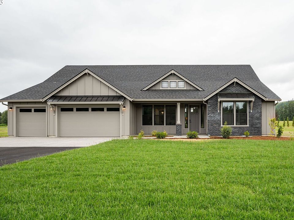 1st image of 124 Klazina Ct