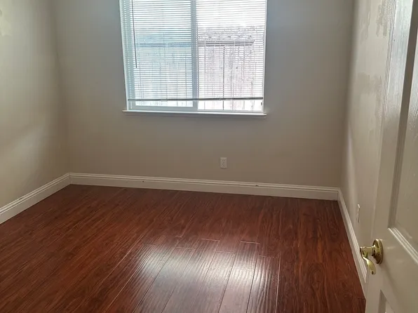8910 Glacier Point Dr #3, Stockton, CA 95212