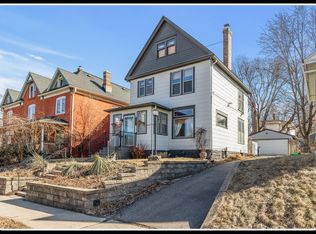 188 Winifred St W, Saint Paul, MN 55107