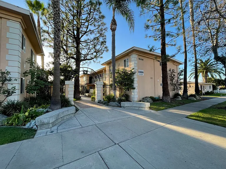 Citrus Village — Photo 11