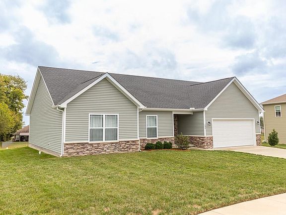 2nd image of 604 Tristan Ln
