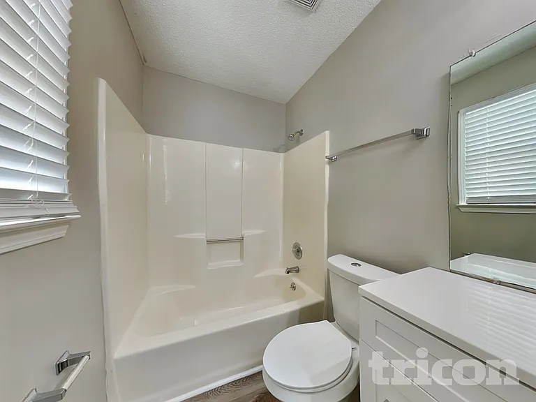 39 Pine Grove Cir — Photo 8