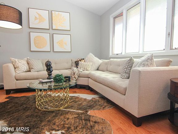 Living Room w/great natural light