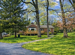 214 Sudbrook Ln, Pikesville, MD 21208