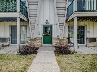 2422 Independence Ln UNIT 206, Madison, WI 53704