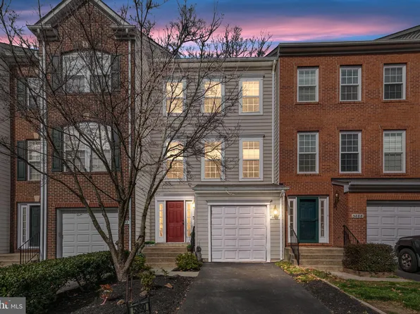 5890 Ausable Way, Centreville, VA 20121