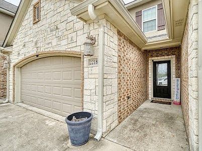 2nd image of 2218 Crescent Pointe Pkwy