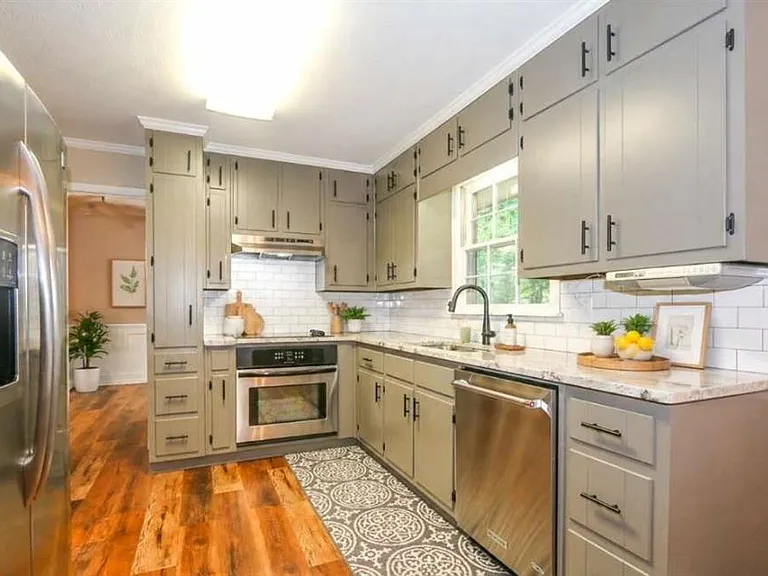 3406 Salem East Dr SE — Photo 3