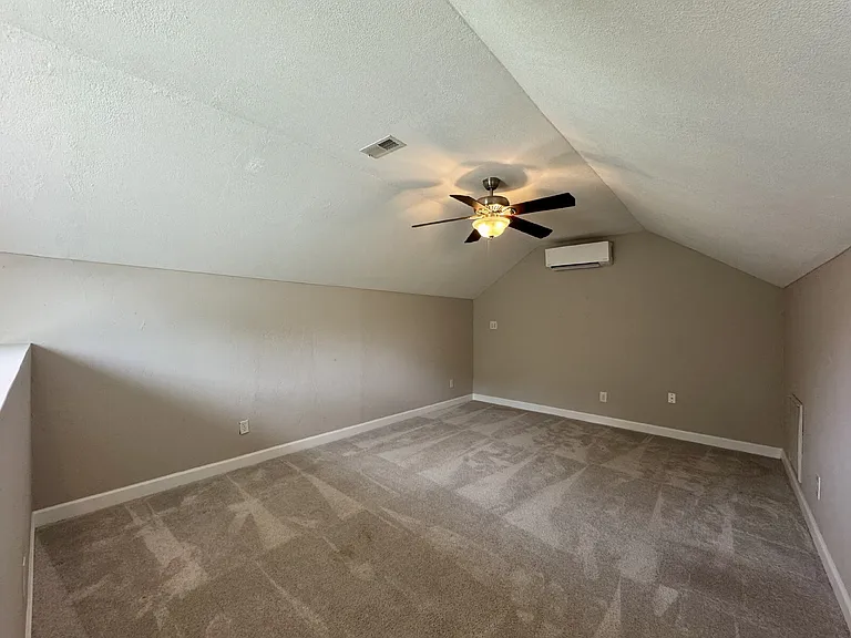 230 Hunters Creek Dr — Photo 21