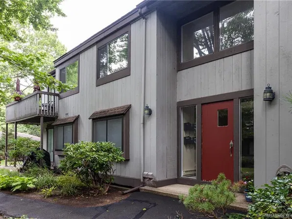 14 Harbour Village #B, Branford, CT 06405