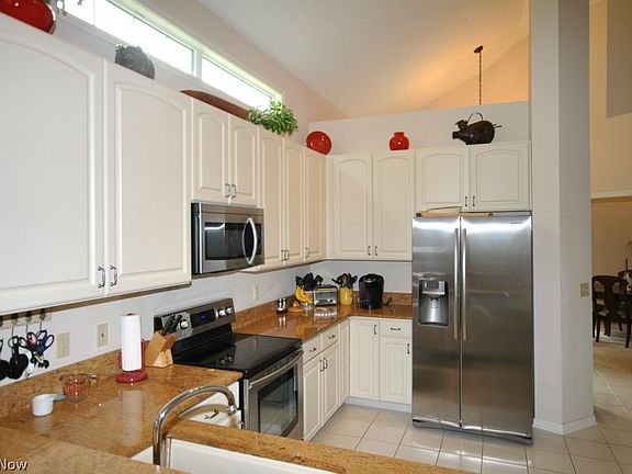 5th image of 21414 Woodview Cir