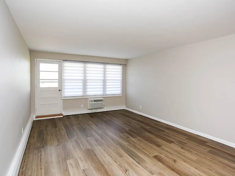 30 Glenbrook Rd #5F — Photo 4