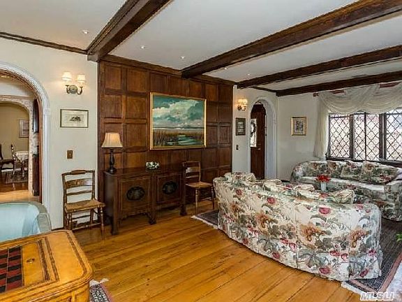 5th image of 11 Prospect St