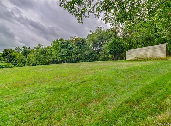 4th image of 99999 Haw Creek Cir