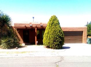 1134 Vuelta De Las Acequias, Santa Fe, NM 87507