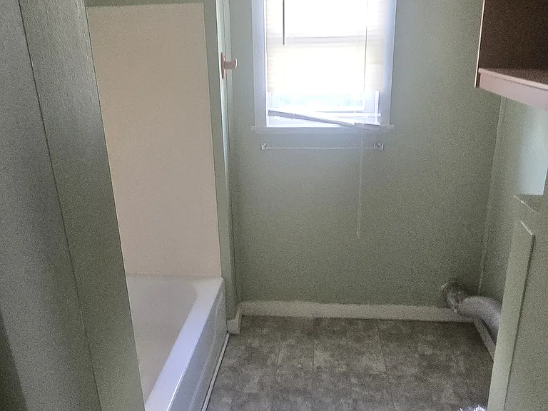 13 Western Ave #101 — Photo 5